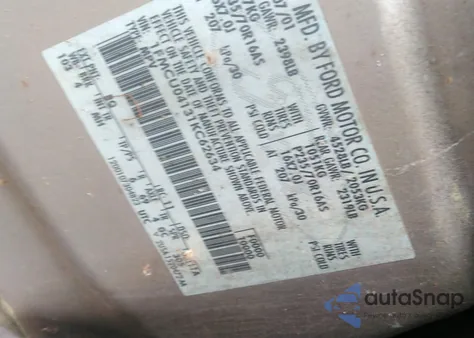 2001 Ford Escape Xlt z USA, uszkodzony, nr VIN 1FMCU04131KC62634